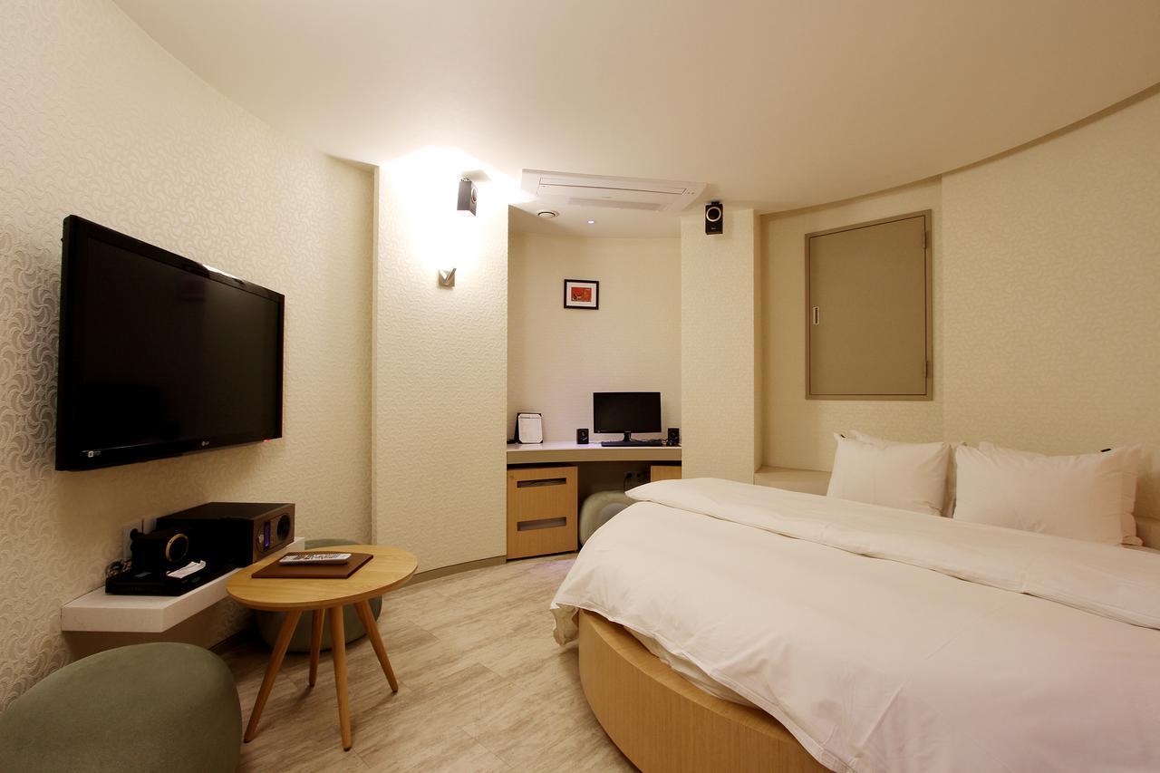 Uijeongbu Latree Hotel Kültér fotó