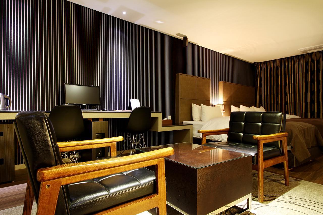 Uijeongbu Latree Hotel Kültér fotó