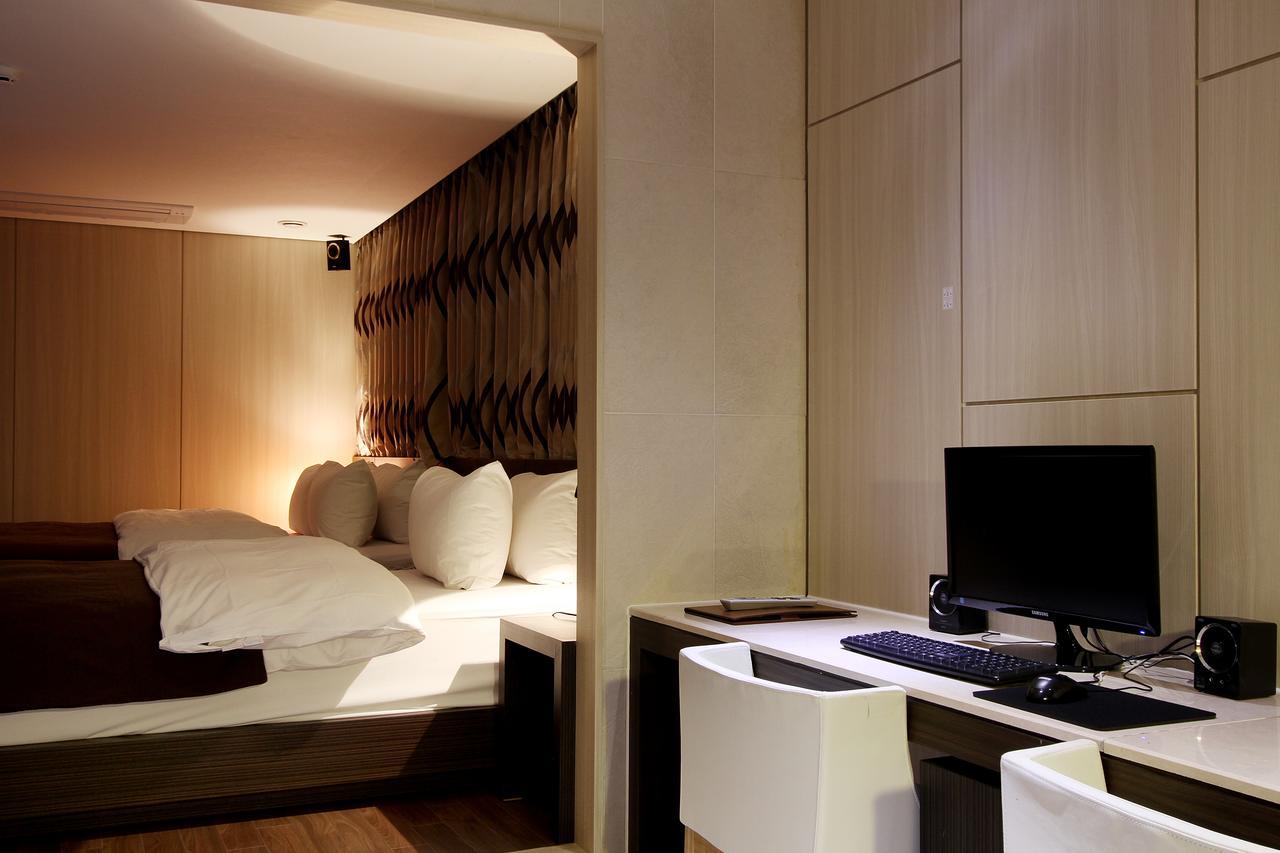 Uijeongbu Latree Hotel Kültér fotó