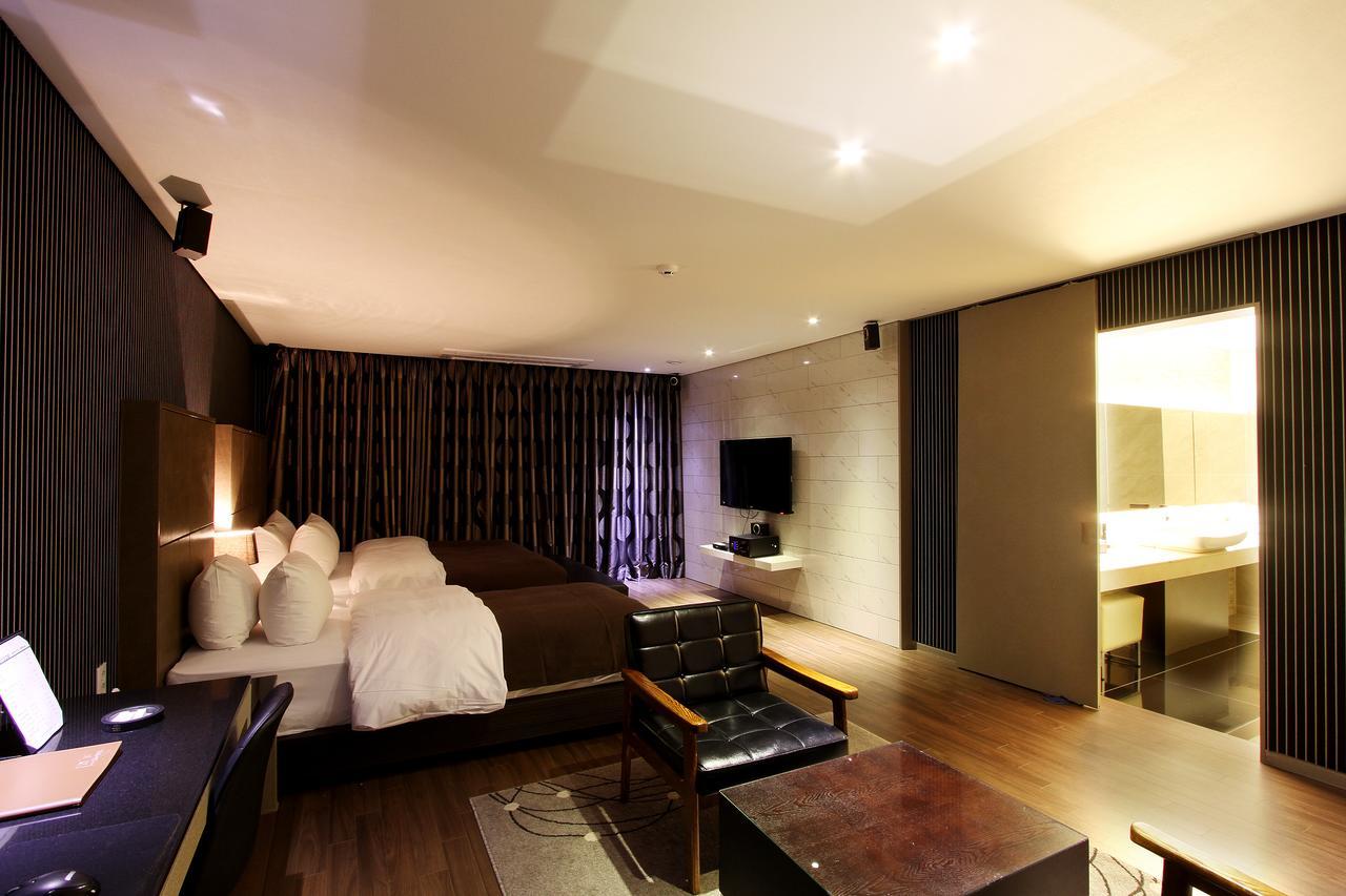 Uijeongbu Latree Hotel Kültér fotó