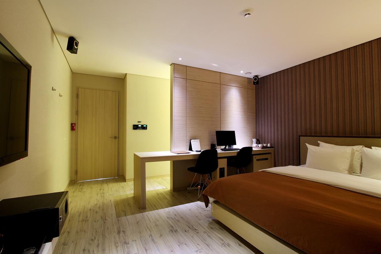 Uijeongbu Latree Hotel Kültér fotó