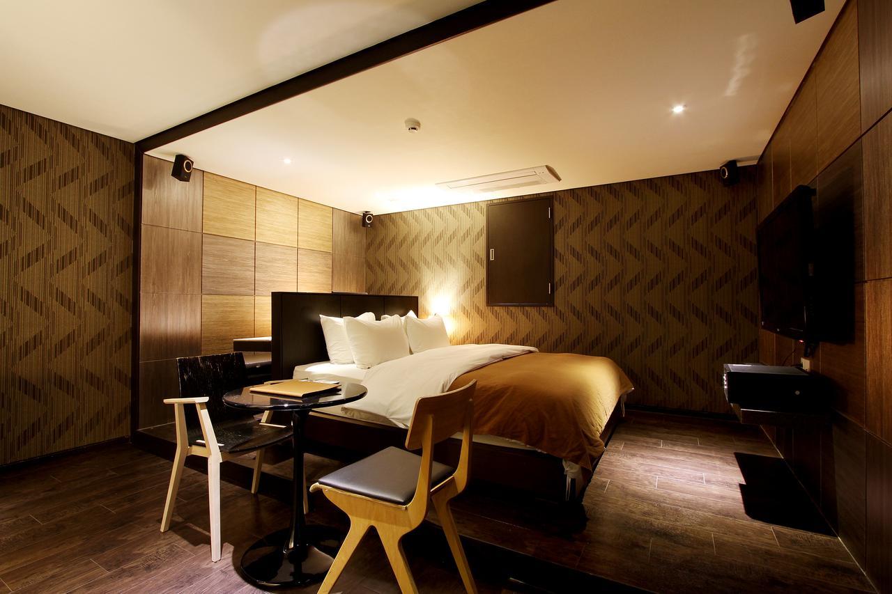 Uijeongbu Latree Hotel Kültér fotó