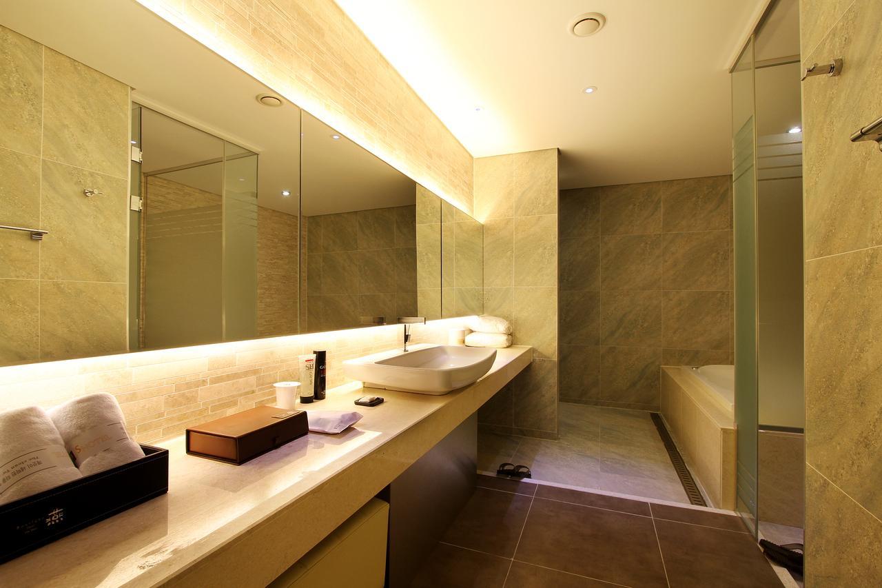 Uijeongbu Latree Hotel Kültér fotó