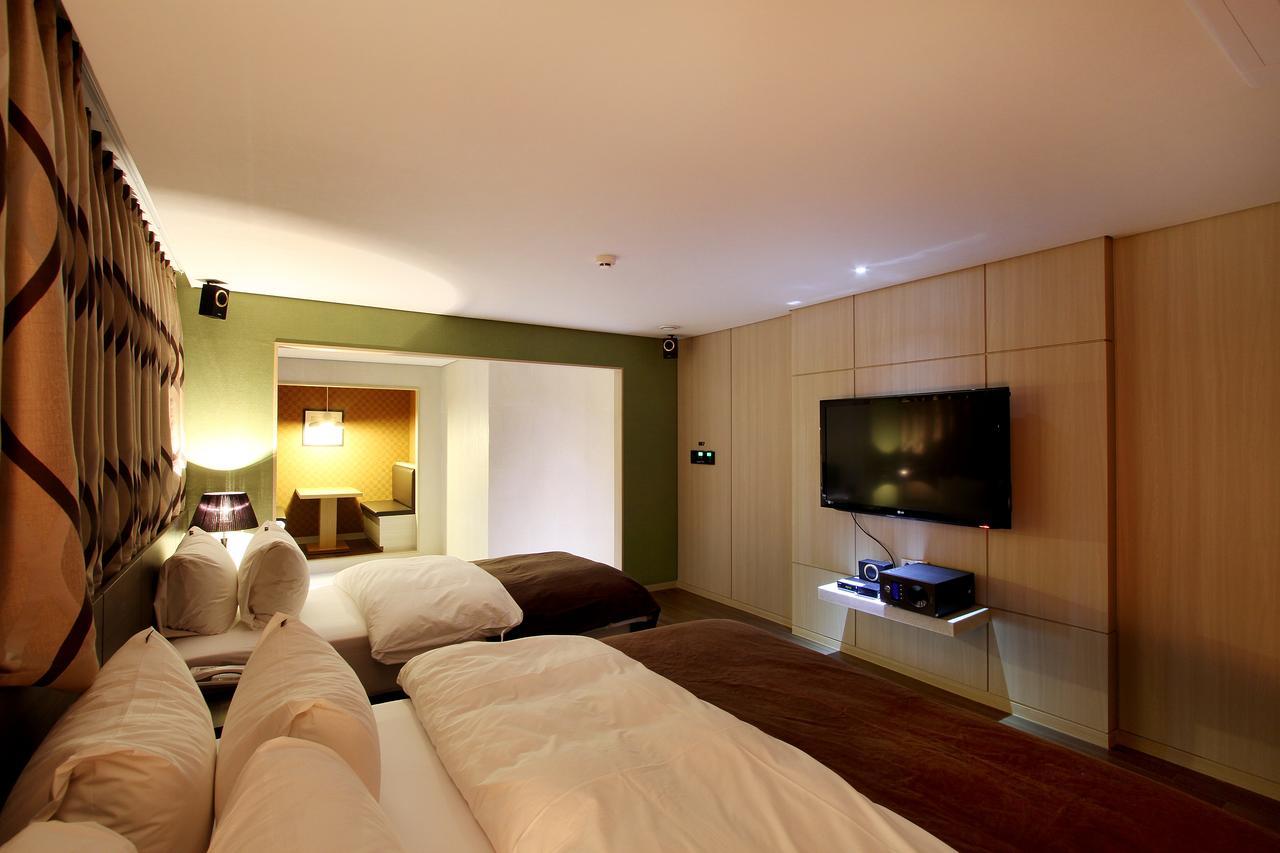 Uijeongbu Latree Hotel Kültér fotó