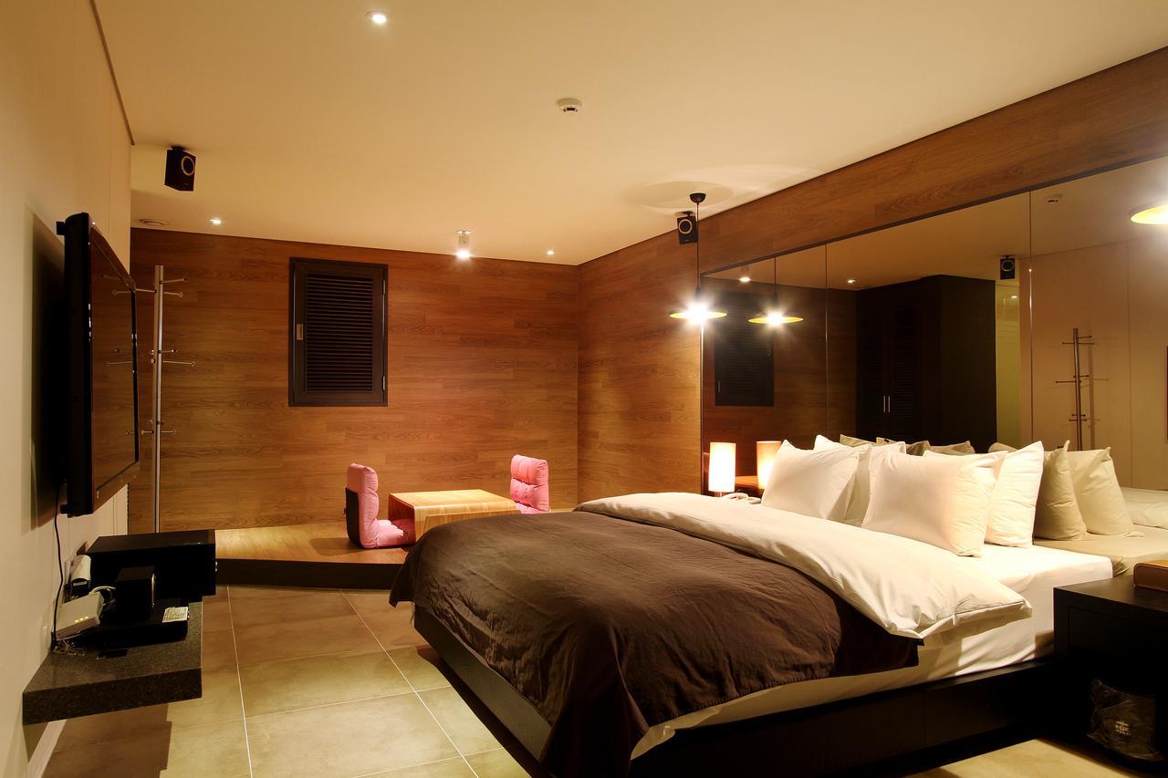 Uijeongbu Latree Hotel Kültér fotó