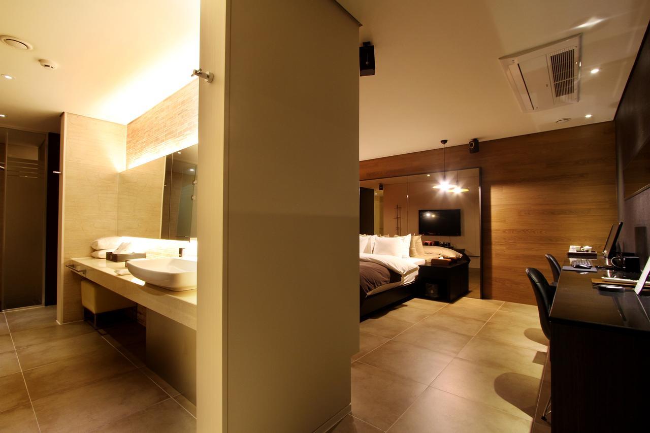 Uijeongbu Latree Hotel Kültér fotó