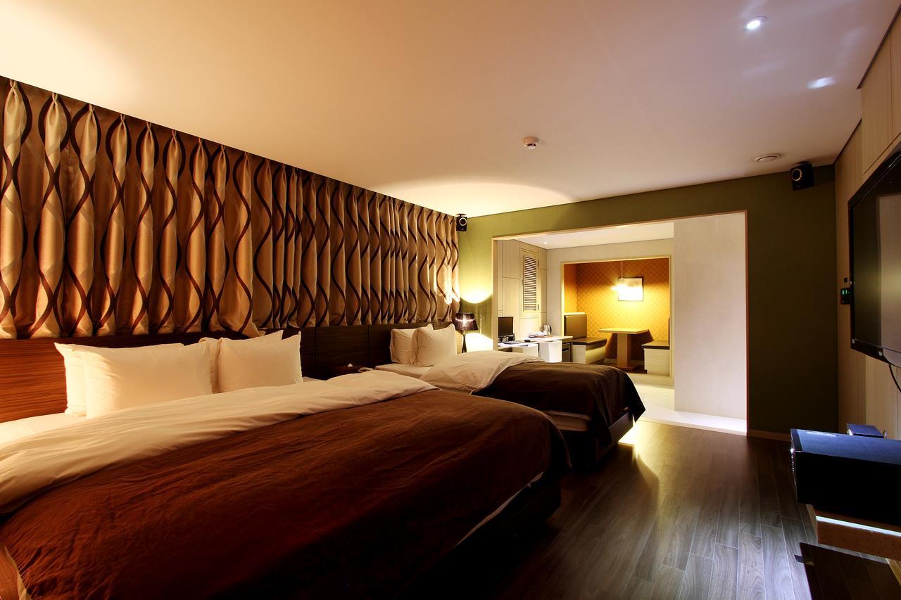 Uijeongbu Latree Hotel Kültér fotó